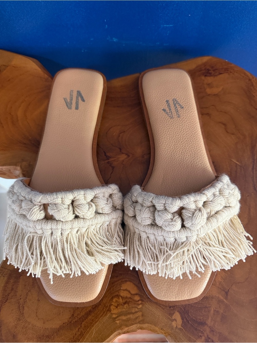New Silvia Cobos Candy Flat Tan Macrame Fringe Sandals Size 8.5